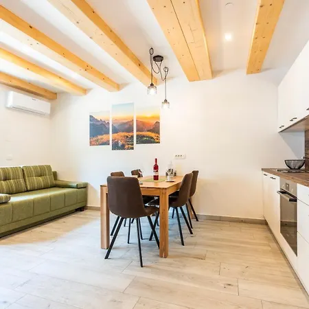 Apartmaji Mm Апартаменты *