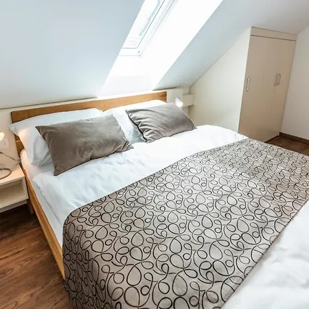 Apartmaji Mm * ボーヒニ